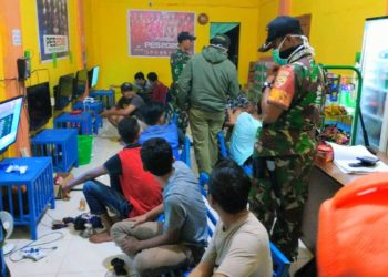 Putus Rantai Covid-19, Tim Sisir Tempat Keramaian di Dompu