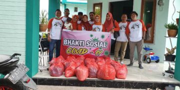 Warga terdampak covid-19 dapat bantuan sembako angkatan 2001