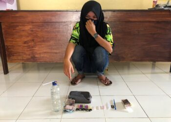 Gadis penjual narkoba ditangkap Polsek Pekat
