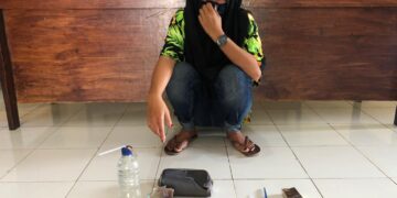 Gadis penjual narkoba ditangkap Polsek Pekat