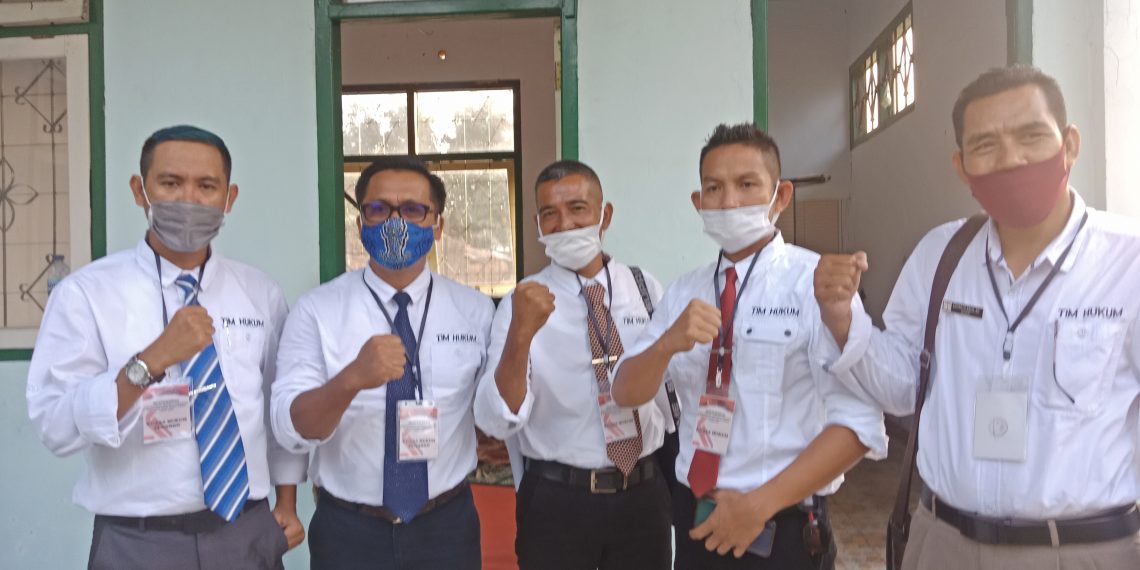 Tim hukum