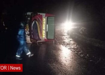 Titian Mas kecelakaan, satu penumpang tewas