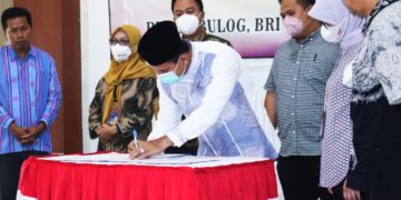 Jaga kestabilan harga jagung, Pemkab Dompu dan Bulog buat MoU
