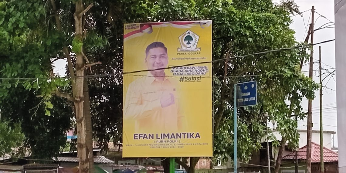 📷 Efan Limantika, bakal calon DPRD Provinsi NTB pada Pemilu 2024. Biaya besar sudah digelontorkan, artinya untuk mencapai tujuan sudah bisa dipastikan berdasarkan kalkulator politik. Anak muda ini punya nyali yang besar dan seni tersendiri didalam memainkan peran, dia siap lahir dan batin untuk bertarung menuju DPRD NTB. (my).