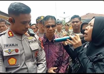 Sambil menangis histeris, istri korban tuntut pelaku ditangkap