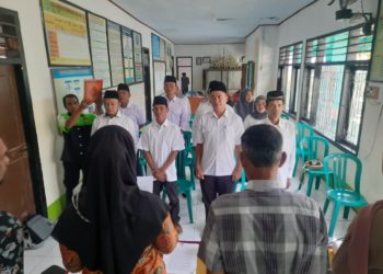 PPS Kelurahan Karijawa lantik petugas pemutakhiran data pemilih dan apel siaga