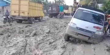 Orang Sumut Bisa Juara Umum Kompetisi Menggunakan Jalan Rusak Berat