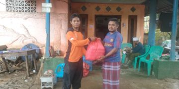 Sigap! kader PKS buka dapur umum dan cuci pakaian kotor warga imbas banjir di Dompu