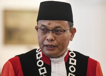 Skandal putusan MK, koalisi sipil desak Guntur Hamzah mundur!