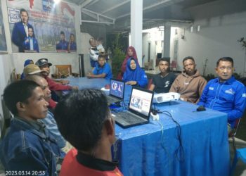 DPC Demokrat Dompu kompak nonton bareng pidato politik AHY
