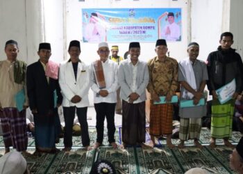 Wabup Dompu dan rombongan safari ramadhan di Kempo