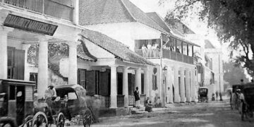 Pemandangan jalan di Soerabaya 1880 – 1920