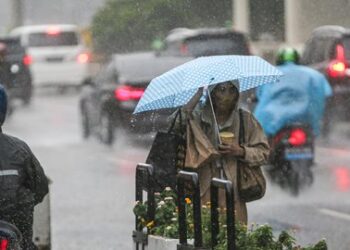 Potensi cuaca ekstrem di wilayah Bima dan Dompu