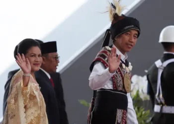 Jokowi Keluhkan Hilangnya Kesantunan, Padahal Dialah Penyebabnya