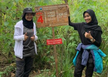 Cerita Bitha dan Nashira: penakluk puncak Tambora