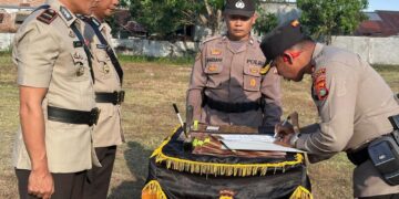 Kapolres Dompu pimpin upacara sertijab sejumlah perwira