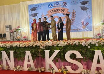 Bupati Dompu: Ayo bersama-sama meningkatkan kualitas pendidikan