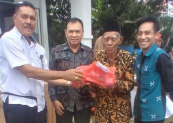 Dinsos Dompu salurkan bantuan dari Kemensos RI untuk 117 penerima manfaat