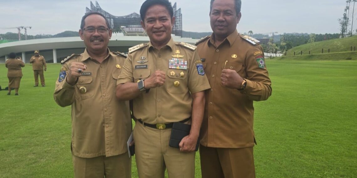 📷 Pj. Walikota Bima (kiri) dengan Pj. Gubernur NTB di IKN. (Humas Pemkot).