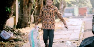 Strategi Pengelolaan Persampahan Semesta