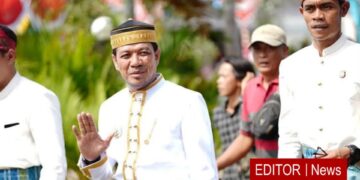 Mejeng di Festival Lakey, Bupati Dompu komit lestarikan Timbu