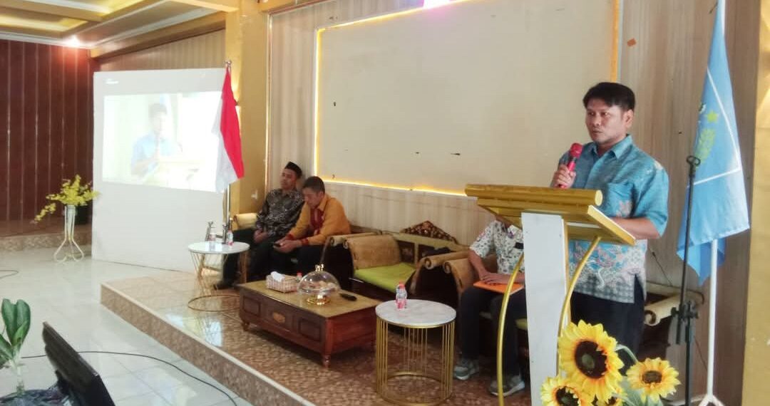 📷 Putra Agung Eko Iwinduarta, membuka secara resmi Lokakarya Analisis Kesetaraan Gender, Disabilitas dan Inklusi Sosial (GEDSI) serta Perubahan Iklim Kabupaten Dompu. (Zn).