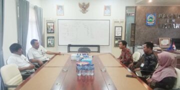 Bappeda Dompu bahas Desa Cantik dengan tim BPS