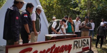 Wamenhut mendaki Tambora dan resmikan Sanctuary Rusa Timor