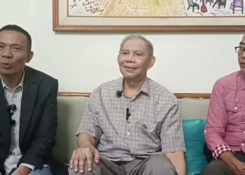 Prof Sofian Effendi Cabut Komentar Tentang Ijazah Jokowi, Persepsi Palsu Malah Makin Kuat