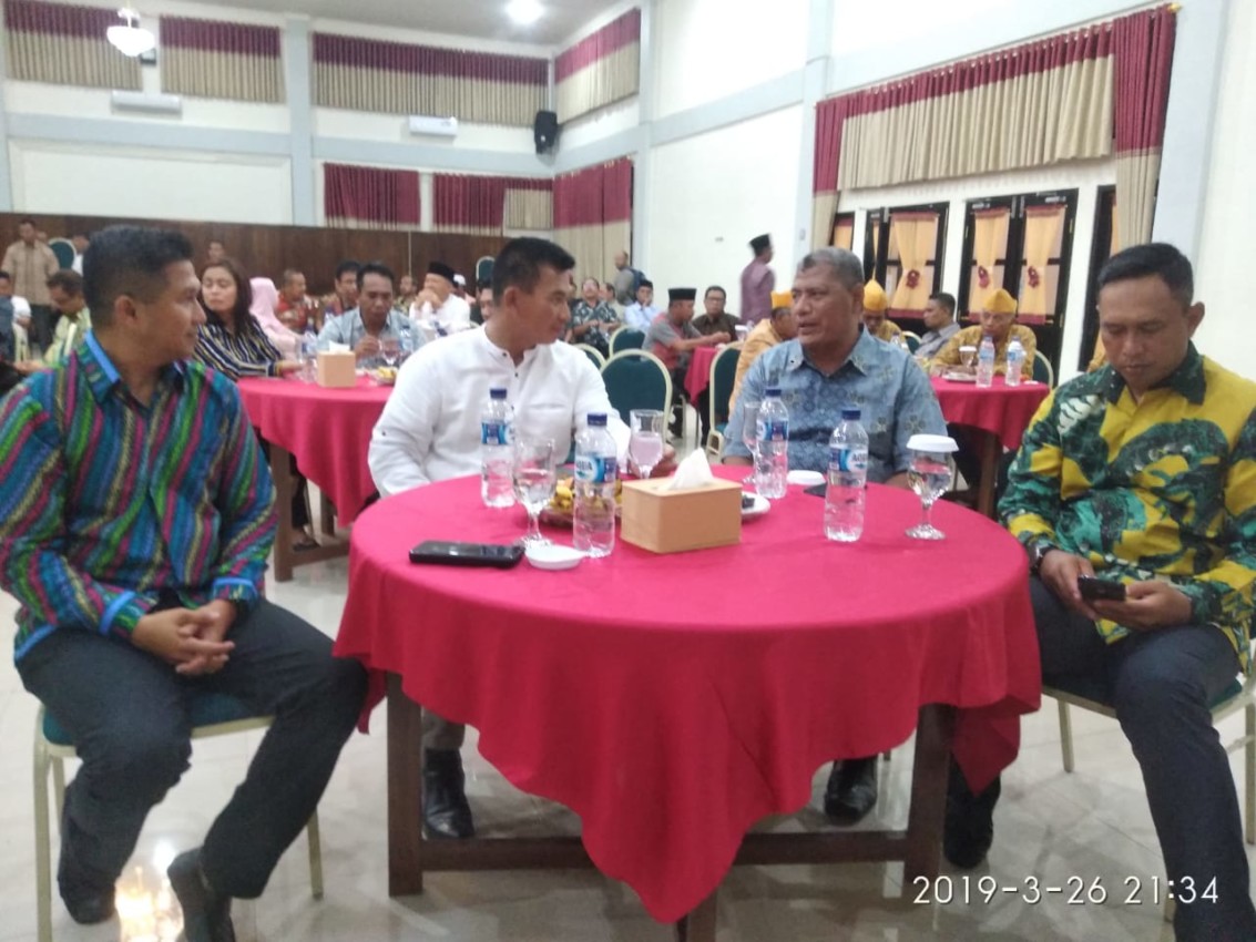 Pangdam Udayana Mayjend benny Susianto bersama Dandim dan Danrem