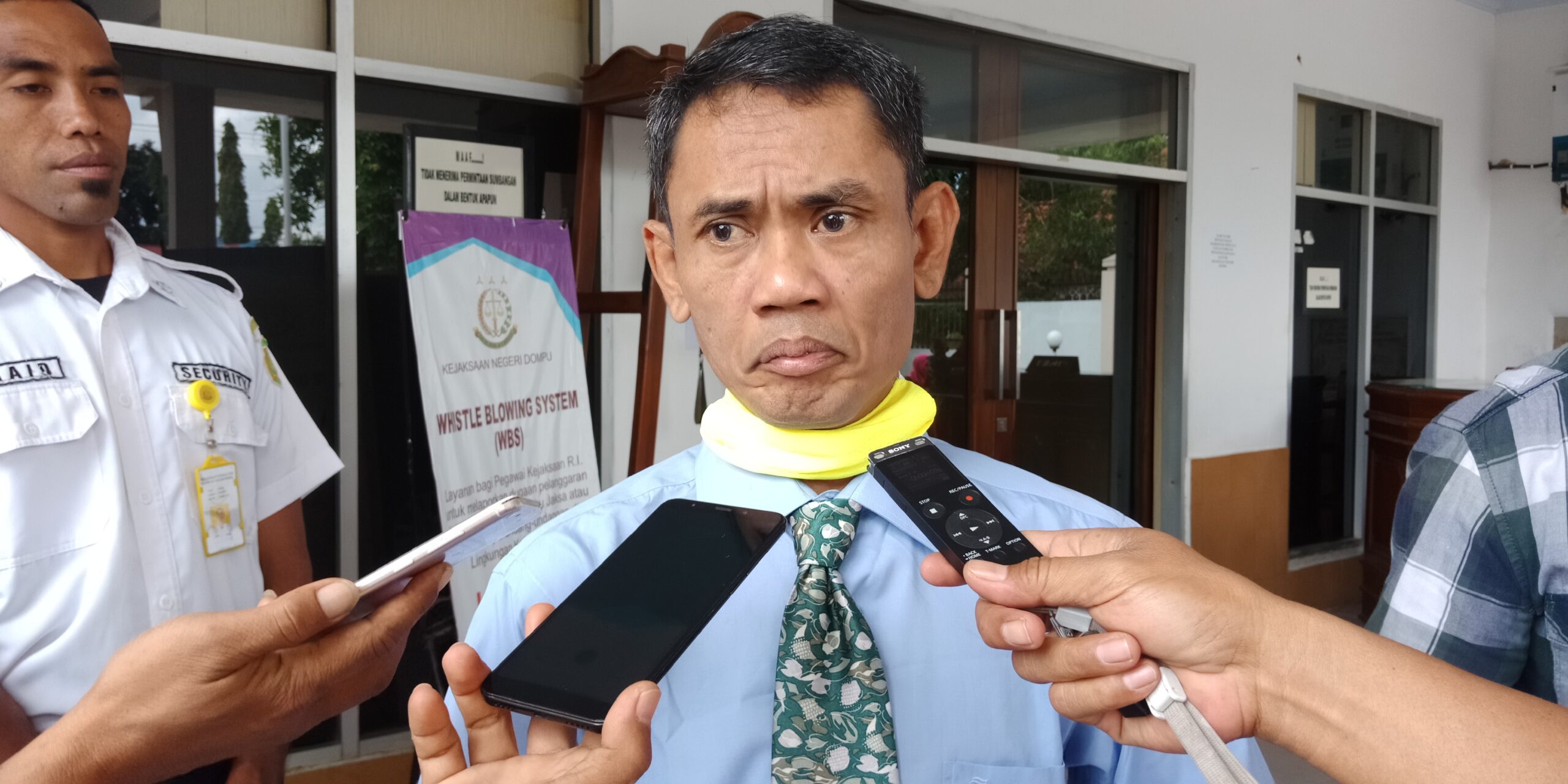 Jaksa akan periksa pejabat Kementerian korupsi tumpang sari