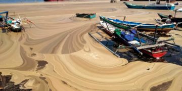 Air laut teluk bima