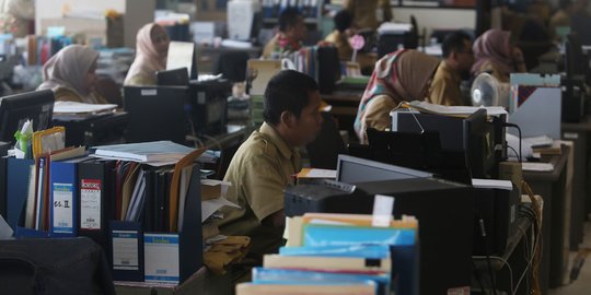 Penghapusan tenaga honorer 2023 dibatalkan, ini solusi terbaru dari MenPAN-RB