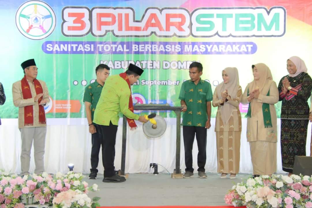 Dompu sukses deklarasi 3 Pilar STBM