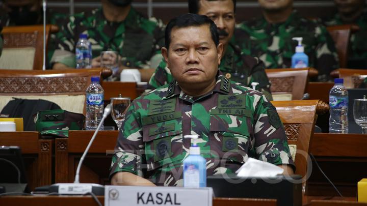 📷 KASAL Laksamana Yudo Margono saat mengikuti rapat kerja dengan Komisi I DPR RI di Kompleks Parlemen, Senayan, Jakarta, Senin, 26 September 2022. Rapat tersebut membahas penyesuain rencana kerja dan anggaran Kementerian atau Lembaga tahun 2023 sesuai hasil pembahasan Badan Anggaran DPR RI. (TEMPO).